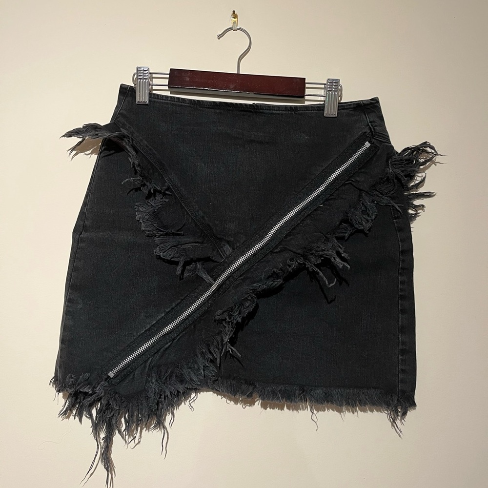 Fringe Zipper Detail Jean Skirt